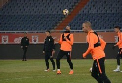 国安引援最新爆料,神秘强援即将加盟，新赛季阵容升级在即