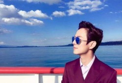 何炅和肖战最新微博爆料,揭秘神秘合作计划！