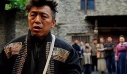 黄渤爆料大爷视频播放在线观看,大爷神操作视频全网疯传，在线观看引热议！