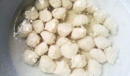 爆料鸡肉丸子的做法视频,视频教学，轻松学会家常美味