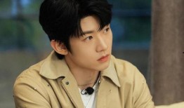 娱乐大爆料卢昱晓是谁扮演的,卢昱晓角色揭秘，神秘演员是谁？